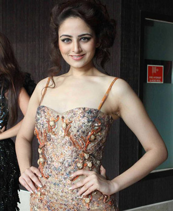 Zoya Afroz